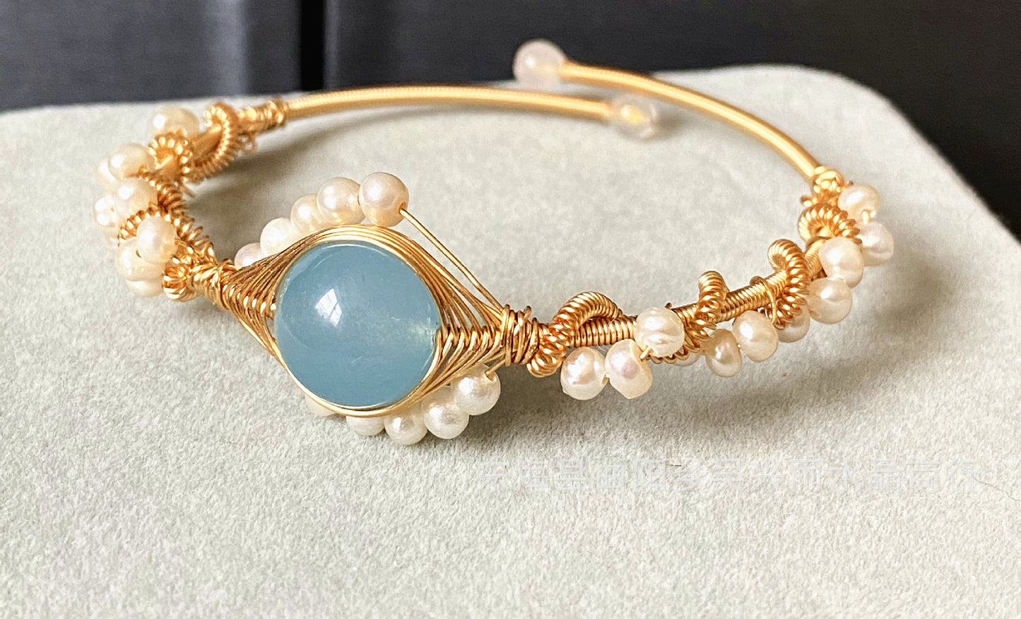 Handmade 14K Gold Wrapped Bracelet with Hailan Baohai Sapphire and Natural White Pearl