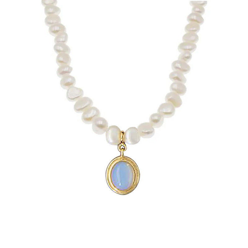 Irregular Pearl Pendant Necklace