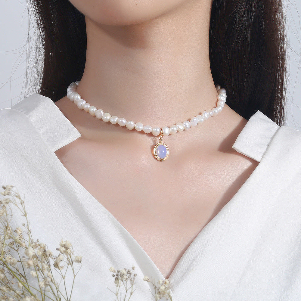 Irregular Pearl Pendant Necklace